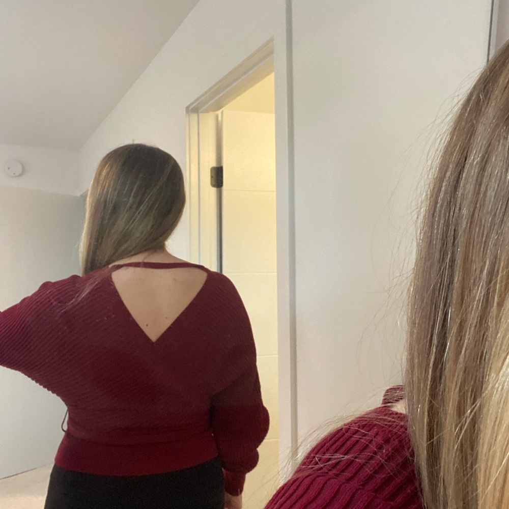 Wrap sweater - Picture 2 of 3